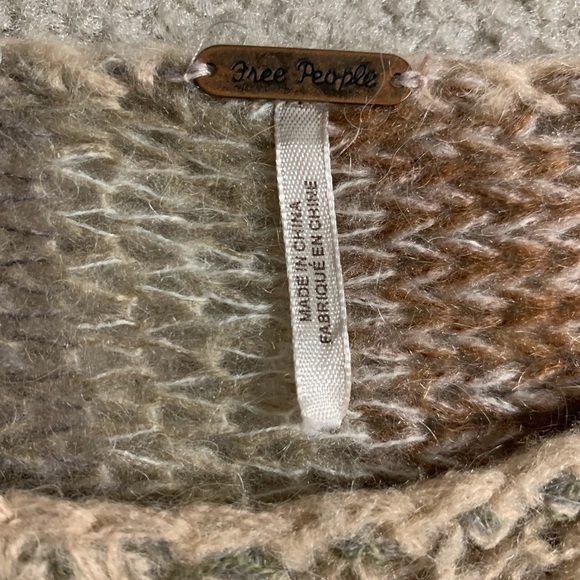 Free People Womens Boho Open Weave Knit Sweater Dolman Size Medium - Picture 6 of 6